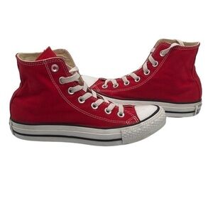 Converse Chuck Taylor Red High Top
Sneakers Size 6 Women's (4 Men's)